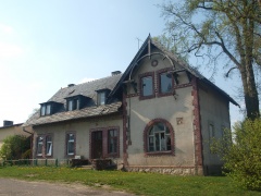 Dwór w Płoszkowie